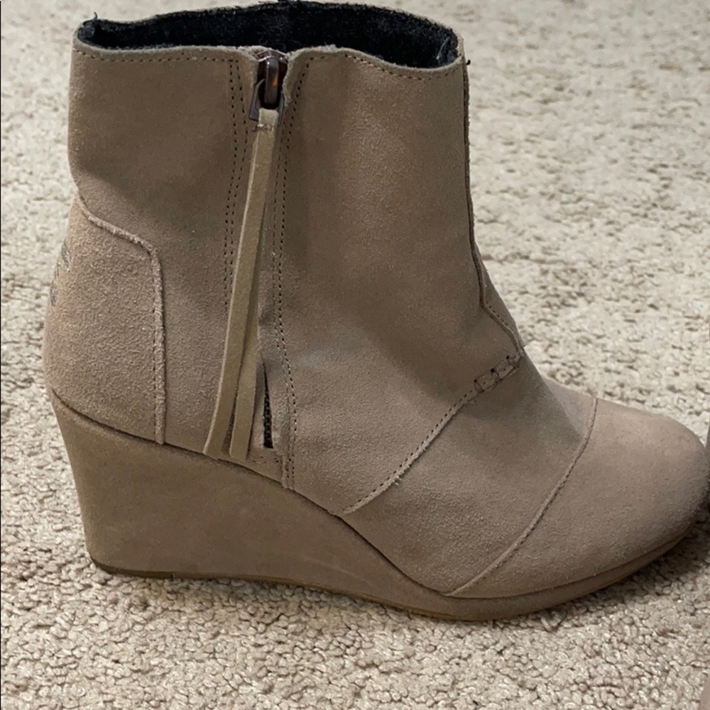 Tom’s wedges